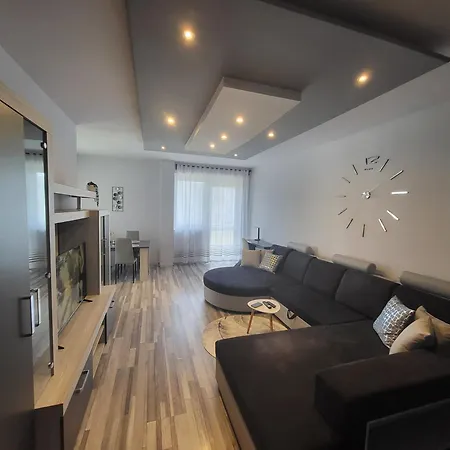 Montana Apartman *